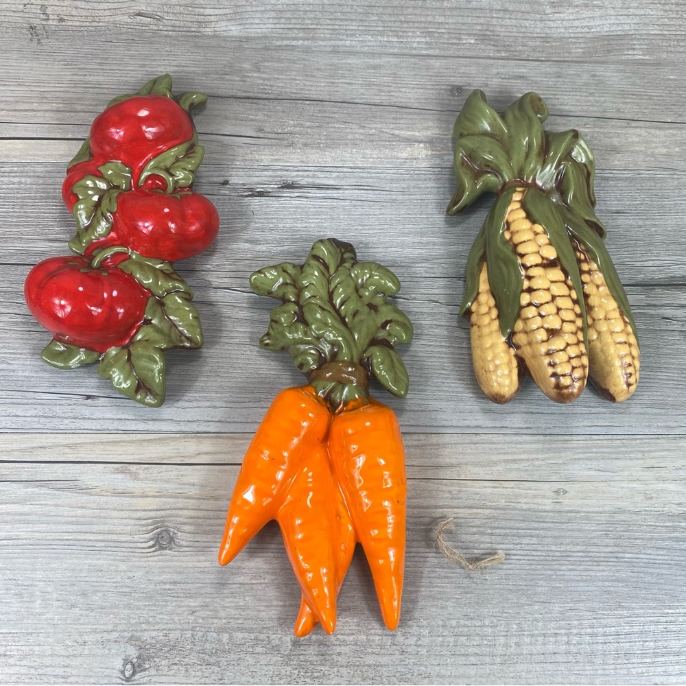 Ceramic Vegetable 1970's Vintage Carrots Tomatoes Corn Wall Decor.